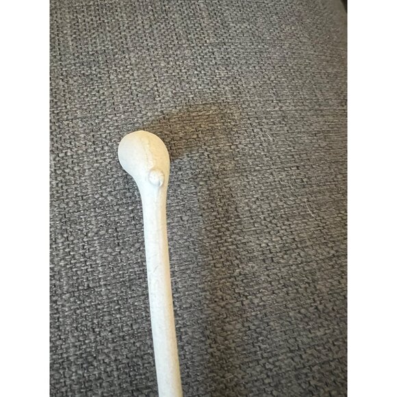 White Ceramic Smoking Pipe - Long Stem & Curved Bowl Design - Picture 4 of 5